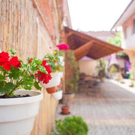 Gracia Otel Berehove  Dış mekan fotoğraf