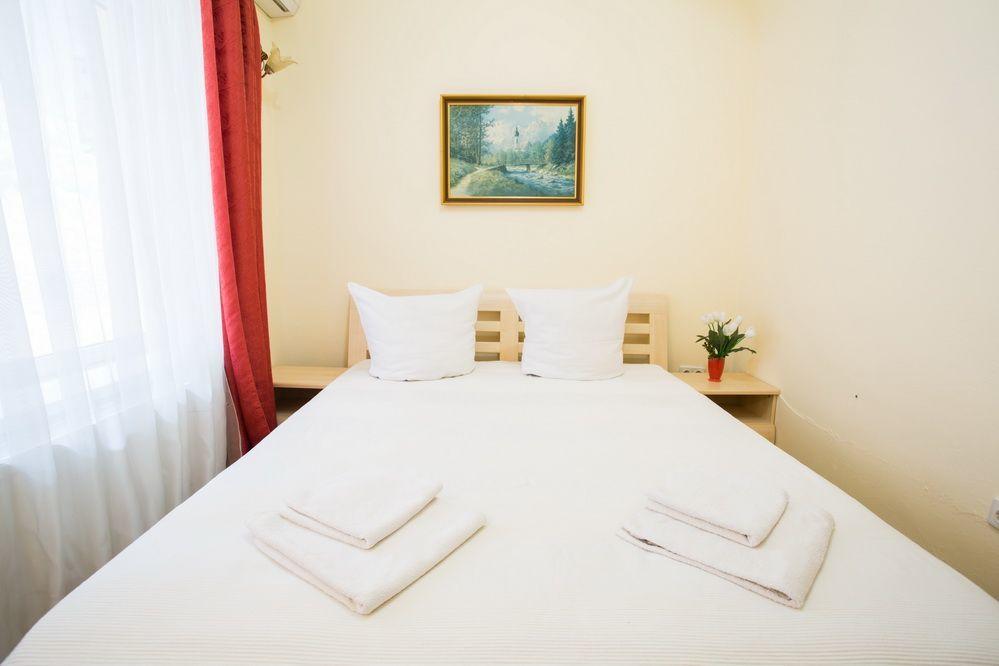 Gracia Otel Berehove  Dış mekan fotoğraf